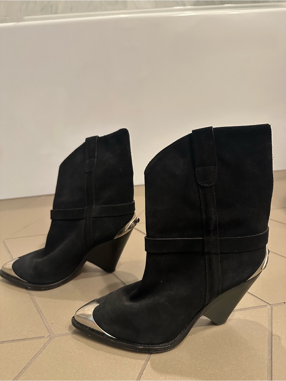 Isabel Marant Lamsy Black Suede Silver Metal Toe Boots - Picture 2 of 6